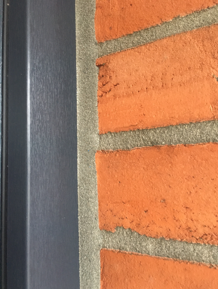 Fensteranschlussfugen mit Besandung